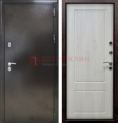 Коричневая железная дверь с МДФ ДМ-170 в Санкт-Петербурге