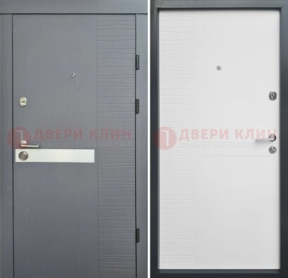 Серая металлическая дверь с белой резной МДФ панелью ДМ-215 в Видном