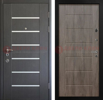 Черная металлическая входная дверь и коричневыми панелями МДФ ДМ-300 в Котельниках