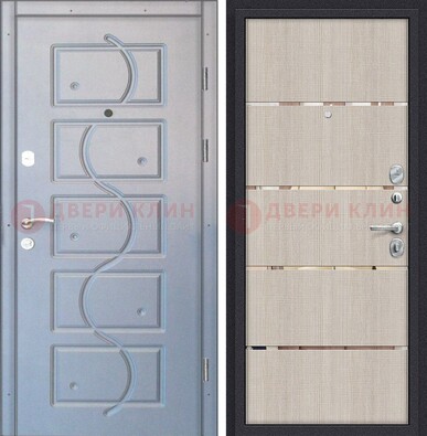 Серая железная дверь с МДФ и молдингами ДМ-392 в Воскресенске