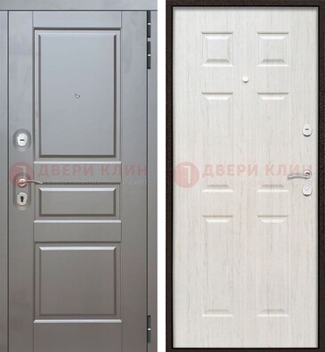 Светлая металлическая дверь с двумя МДФ панелями ДМ-458 в Волхове