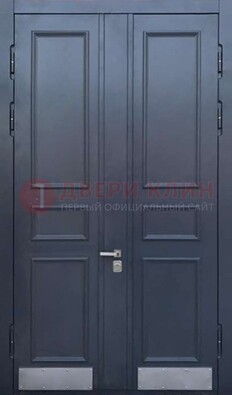 Черная двухстворчатая дверь для улицы с МДФ ДМ-535 в Котельниках