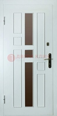 Белая стальная дверь с МДФ и декоративными вставками ДМ-62 в Троицке