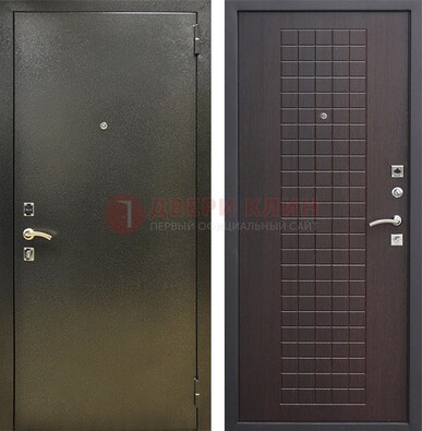 Темная железная дверь с порошковым напылением и терморазрывом МДФ Махагон ДП-286 в Котельниках