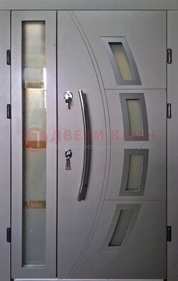 Серая железная дверь для дома со стеклом ДС-17 в Котельниках