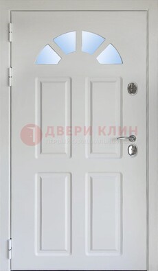 Белая стальная дверь МДФ со стеклом для дома ДС-37 в Котельниках