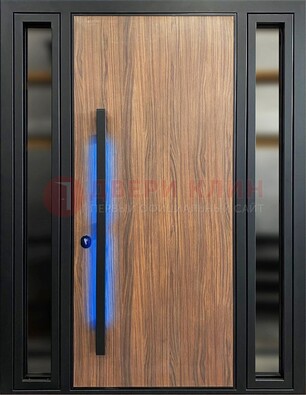 Коричневая металлическая дверь со стеклом ДС-69 в Котельниках