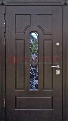 Металлическая дверь со стеклом и ковкой в цвете венге ДСК-142 в Ростове-На-Дону