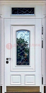 Металлическая дверь со стеклом и ковкой в белом цвете ДСК-148 в Ростове-На-Дону