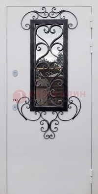 Белая уличная дверь Порошок со стеклом и ковкой ДСК-222 в Костроме