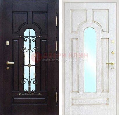 Металлическая дверь со стеклом и ковкой ДСК-55 в частный дом в Ростове-На-Дону