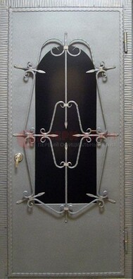 Железная дверь со стеклом и ковкой ДСК-74 для каркасного дома в Котельниках