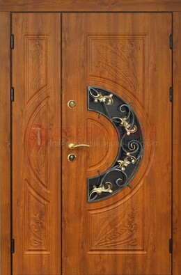 Входная дверь цвета золотой дуб с виноритом и ковкой ДВТ-176 в Котельниках