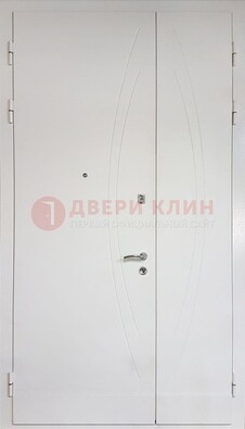 Современная полуторная стальная дверь с МДФ панелью ПЛ-25 в Твери
