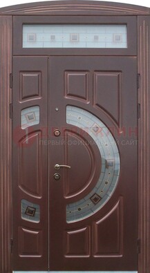Коричневая двухстворчатая железная дверь с МДФ и витражом ВЖ-29 в Сергиевом Посаде
