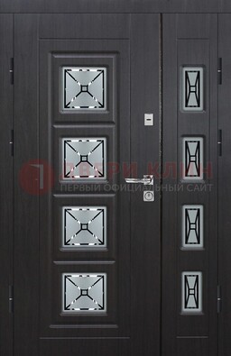 Чёрная двухстворчатая железная дверь с МДФ и витражом ВЖ-35 в Волгограде